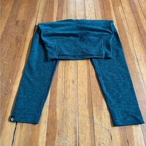 Oiselle Lux Life 3/4 Tights in Juniper